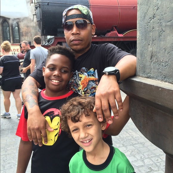 Meet your Posher, Deshon - Picture 7 of 12